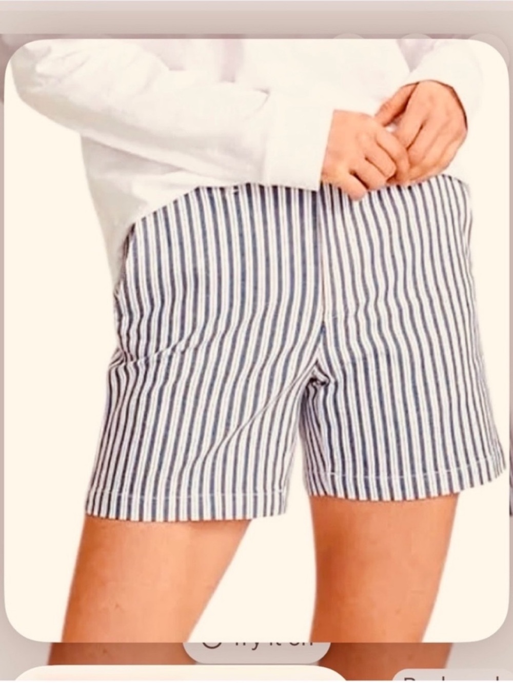 🆕- Lands' End Women's Classic 7" Chino Shorts. Blue Stripe. Size: 14